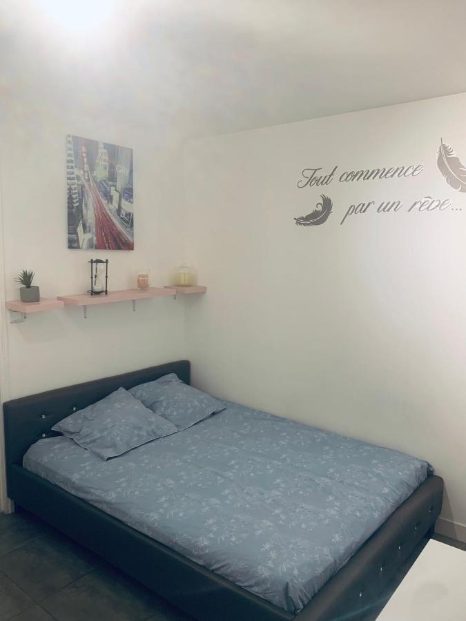 Appartamento Duplex Entre Mer Et Montagnes Saint-Zacharie Esterno foto
