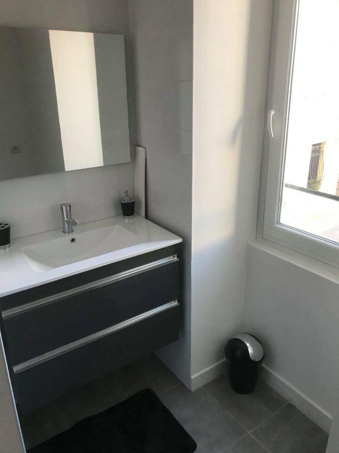 Appartamento Duplex Entre Mer Et Montagnes Saint-Zacharie Esterno foto